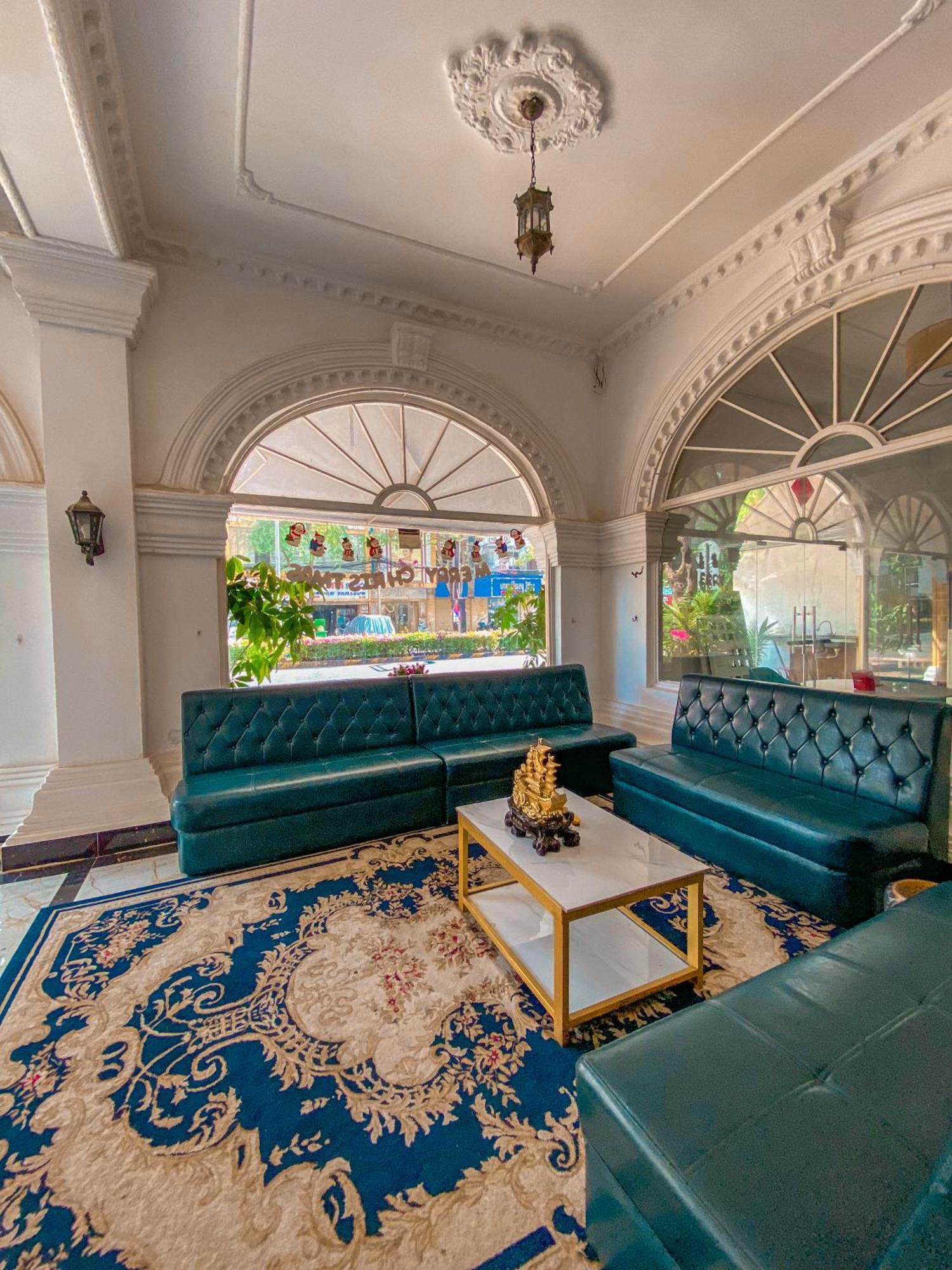 Le Casablanca Hotel พนมเปญ ภายนอก รูปภาพ